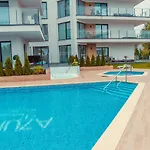 Azure Mare Apartamenty B&M