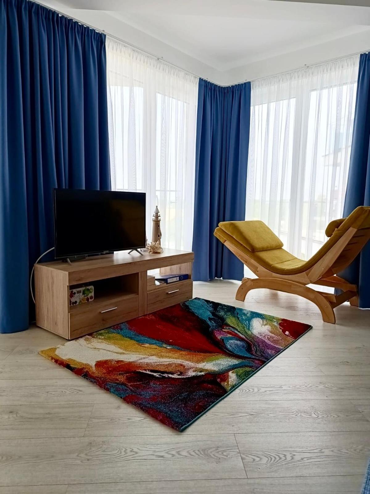 Azure Mare B&m Apartment